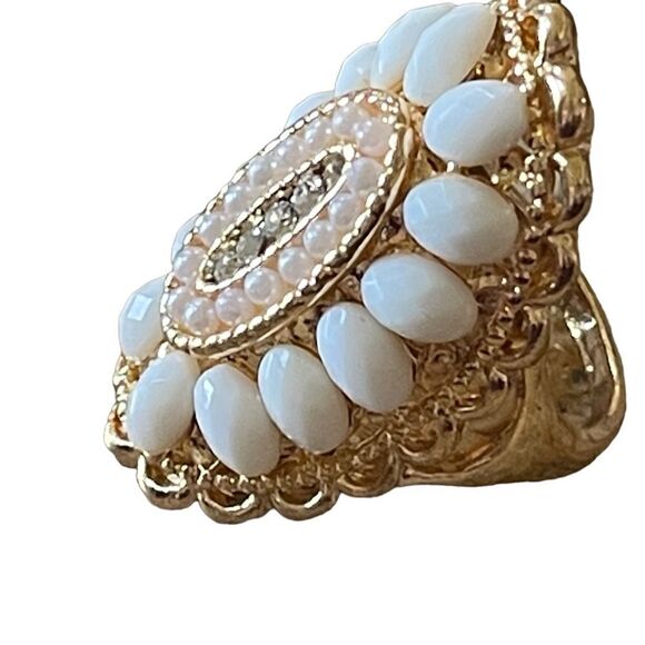 NWOT pearl rhinestone gold tone ring size US side 6.5 - Picture 4 of 7